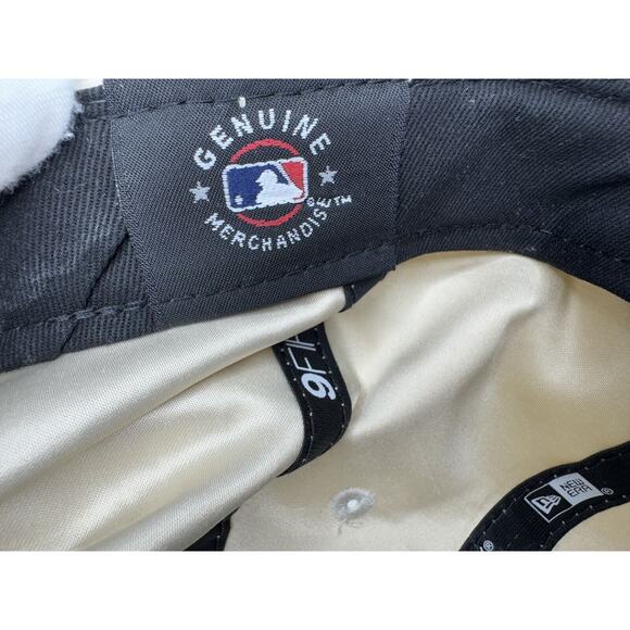 New Era Chicago White Sox Retro Crown Chrome Denim 9Fifty Strapback Hat Ivory OS - Picture 7 of 7